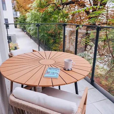 Wroclawguide - Gemütliche Mit Flussblick In Bester Lage Breslavia