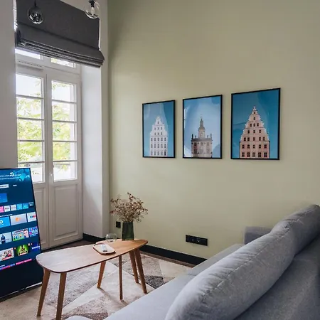 Wroclawguide - Gemütliche Mit Flussblick In Bester Lage Breslavia